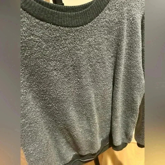 Three Paper Dolls Long sleeve Grey Shirt - Picture 3 of 8